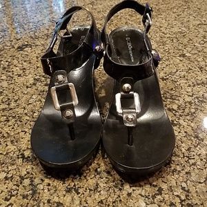 NWOT BCBG patent wedge sandals